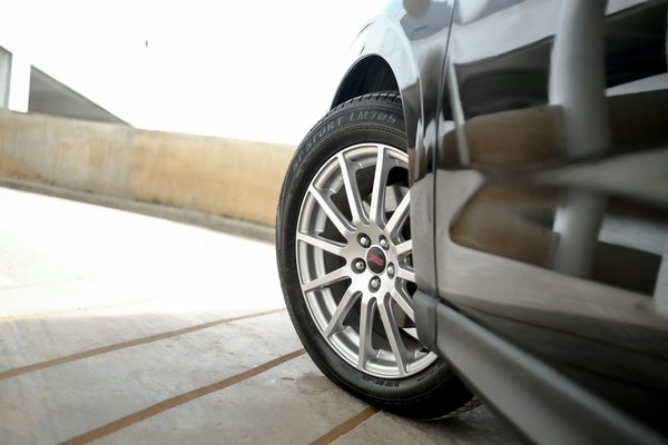 Personnaliser sa voiture : focus sur les équipements auto tendances